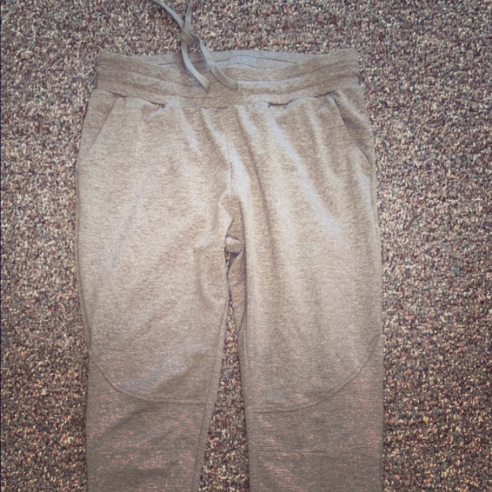 Buff bunny joggers size medium brand new